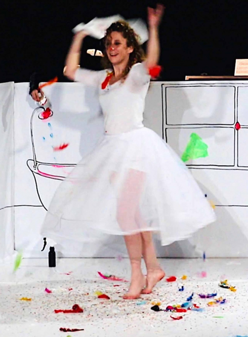 La mouche, les taches - Cie L’est et l’ouest