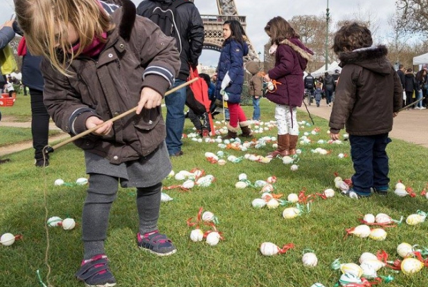 Chasse aux oeufs de Pâques 2016 organisé par le Secours Populaire Paris