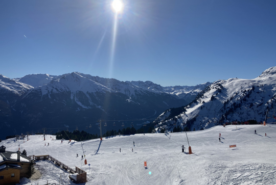 Vue sur les pistes de ski à Aussois