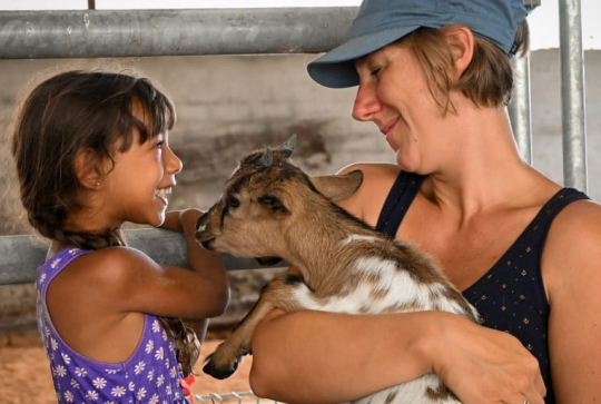 La ferme du champ rouge
