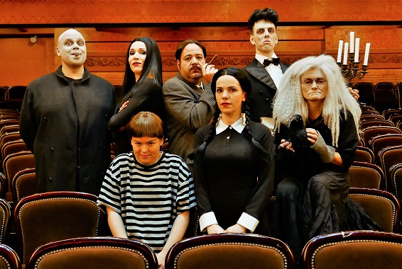 La Famille Addams, la comédie musicale au théâtre Le Palace