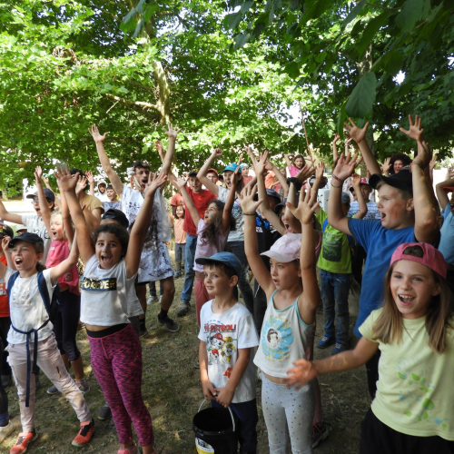 L'Association Cavale : séjours vacances sur le site du Loup-Garou