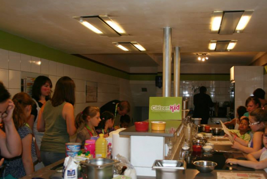 140618_eventcitizenkidtoulouse_sister4