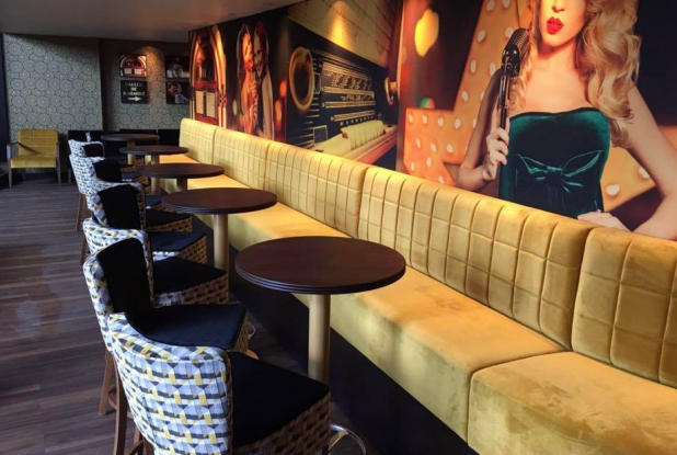 La déco rétro de Singing Studio