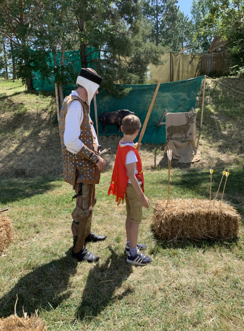 Festival Médiéval Throne