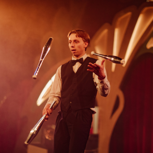 Circus Ronaldo - Swing