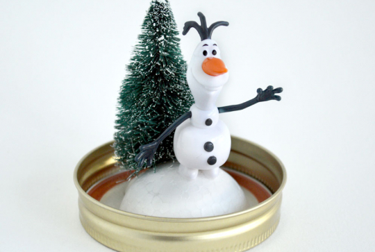 Boule à neige Reine des Neiges