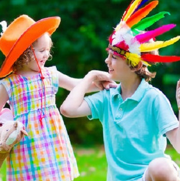 Enfants cowboys et indiens