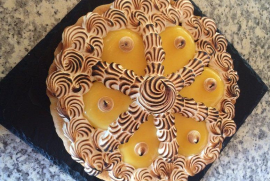 Gâteau meringué d'un apprenti CAP pâtissier