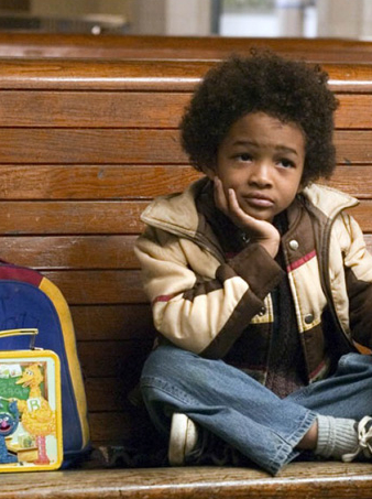 Enfant qui s'ennuie