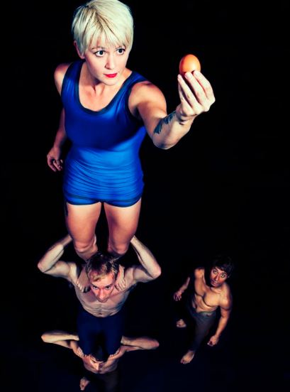 Knee Deep - Cie Casus