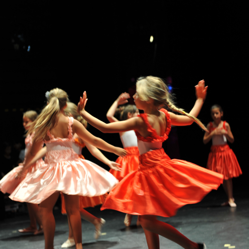 Des enfants à l'Opéra de Marseille