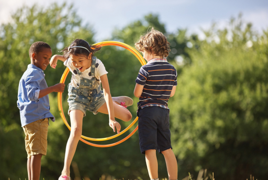 Organiser un anniversaire enfant dans un parc, les jeux insolites