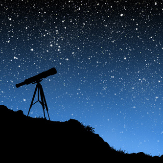 Lunette et ciel étoilé