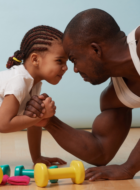 Des activités sportives en famille à la maison