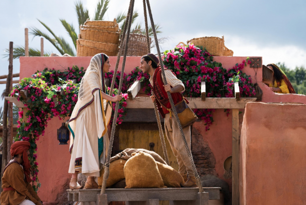 Aladdin, le film : Jasmine et Aladdin sur les toits