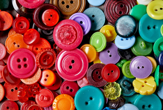 Fabriquer couronne avec des boutons