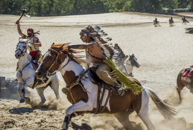 La Mer de Sable : l'Attaque du Train Indiens
