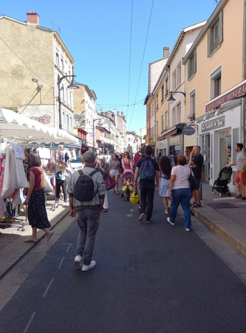 Braderie Croix-Rousse : Exposants dans les rues