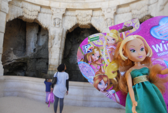 Jeu de défis des Winx à Marseille - colonnes