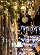Marché de Noël de Condrieu : Illuminations en ville de nuit