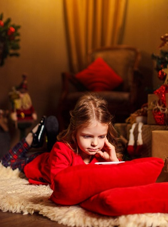 Vacances : le top des applis de Noël pour occuper les enfants