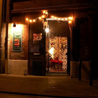 theatre du chien blanc