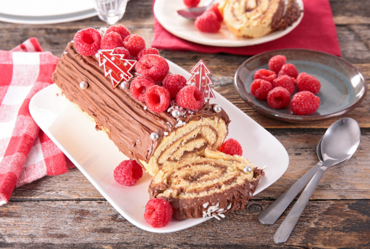Bûche chocolat framboise