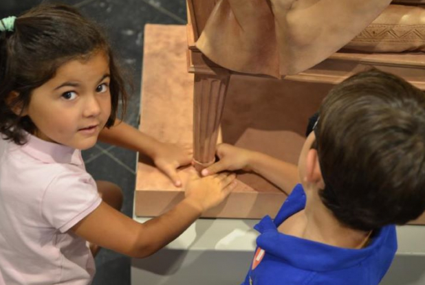 Prière de toucher - enfants