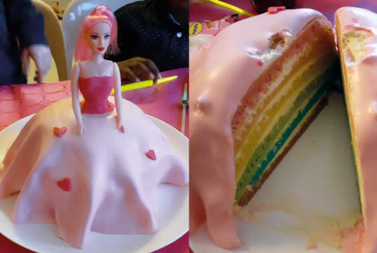 Gâteau Barbie arc-en-ciel