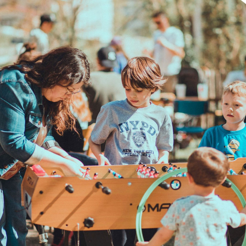 Le TLM : enfant baby-foot