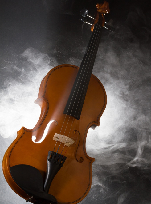 L'HSITOIRE DU SOLDAT : Un violon dans la lumière et la fumée