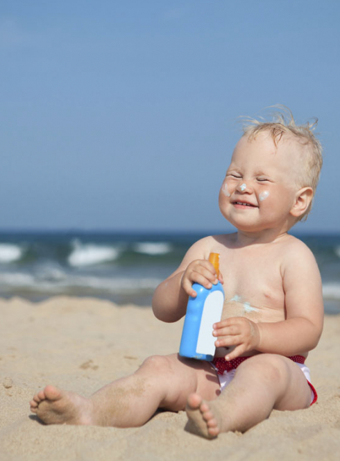 Crème solaire pour enfants : que choisir ?