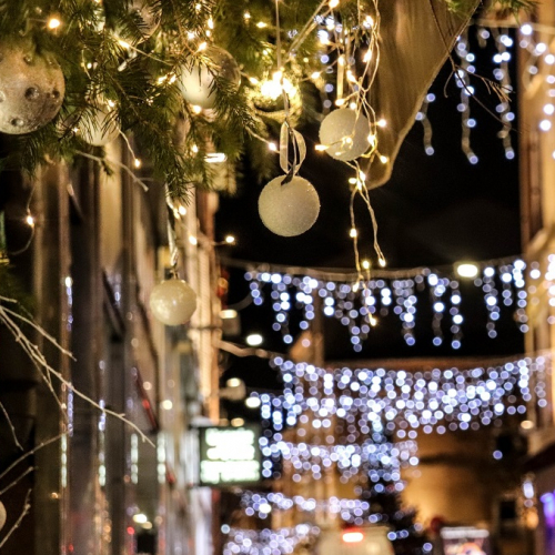 Marché de Noël de Condrieu : Illuminations en ville de nuit