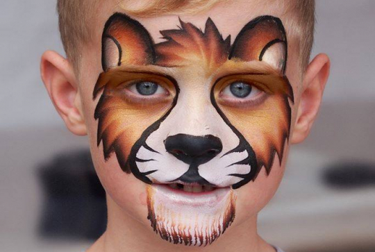 Maquillage lion