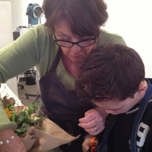 Atelier jardinage de la fête des grands-mères