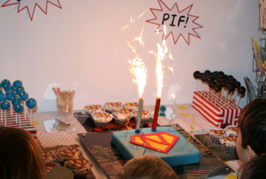 Gâteau super héros