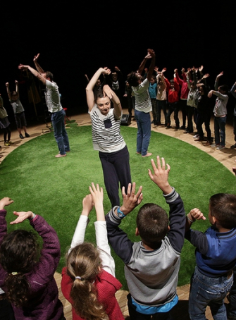 Le bal à Boby : spectacle participatif