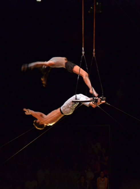 Ningunapalabra - Josefina Castro et Daniel Ortiz