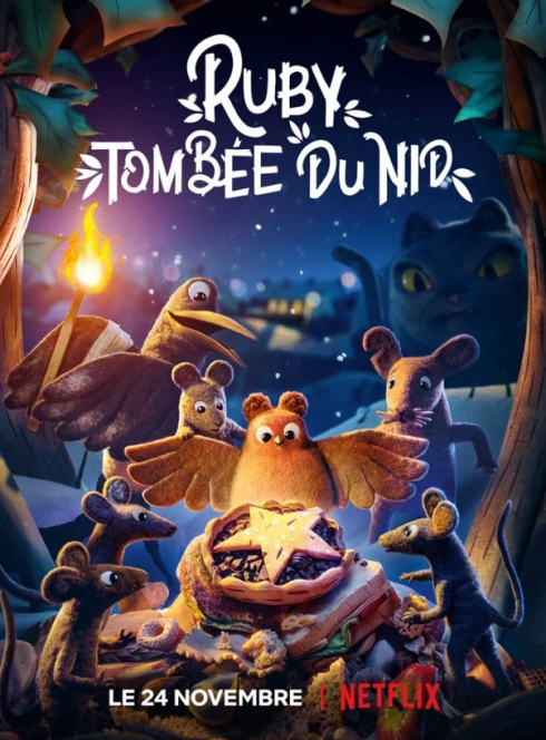 Ruby tombée du nid : Un petit oiseau entouré de souris