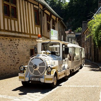 Le petit train touristique de Fougères