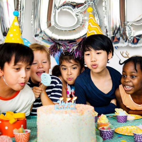 8 idées de lieux pour organiser un anniversaire d'enfant en intérieur : parcs de jeux indoor