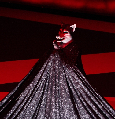 Quand on parle du loup... - Nino d'Introna, création au TNG