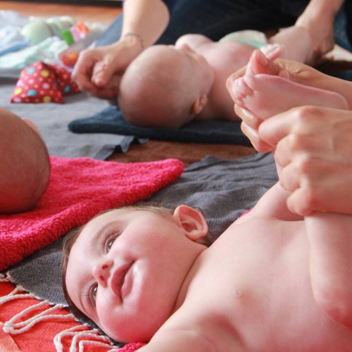 Familibul : massage bébé