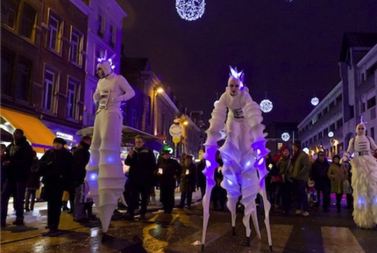 N'Ivoire que du Bleu - Cie des Mangeurs de Cercles