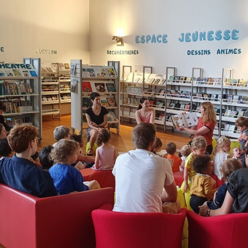 Des livres et des bébés