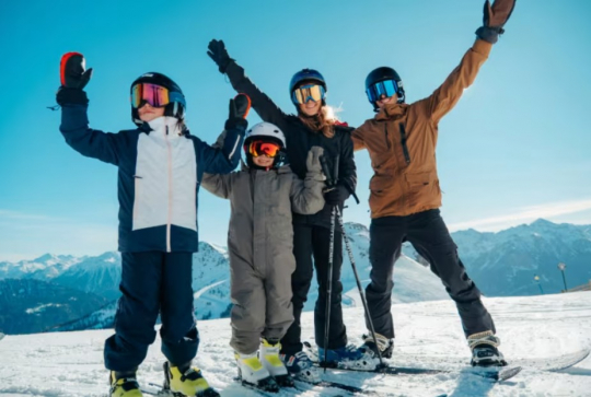 Vos vacances d’hiver avec Vacances Bleues - famille à Serre-Chevalier