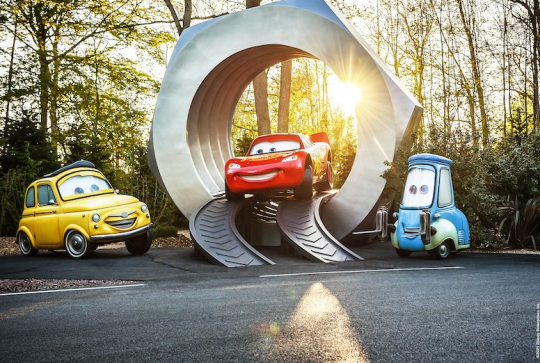 Disneyland : attraction Cars