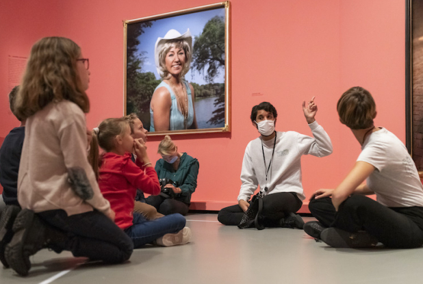 Exposition Cindy Sherman à la Fondation Louis Vuitton : parcours conté pour les 3 à 5 ans
