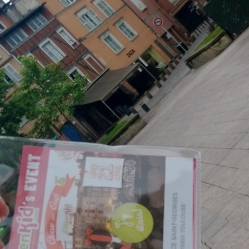 Chasse aux oeufs de Pâques à Toulouse